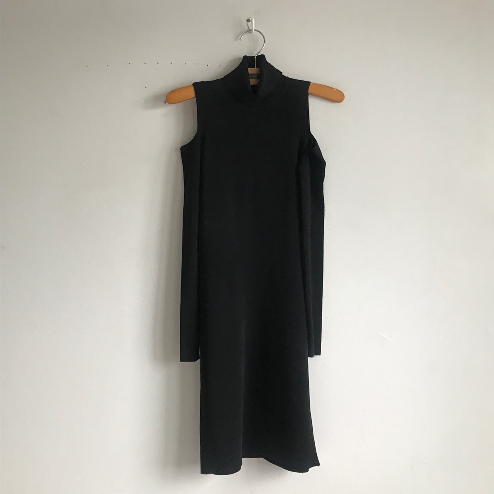 RALPH LAUREN cold shoulders black bodycon dress
